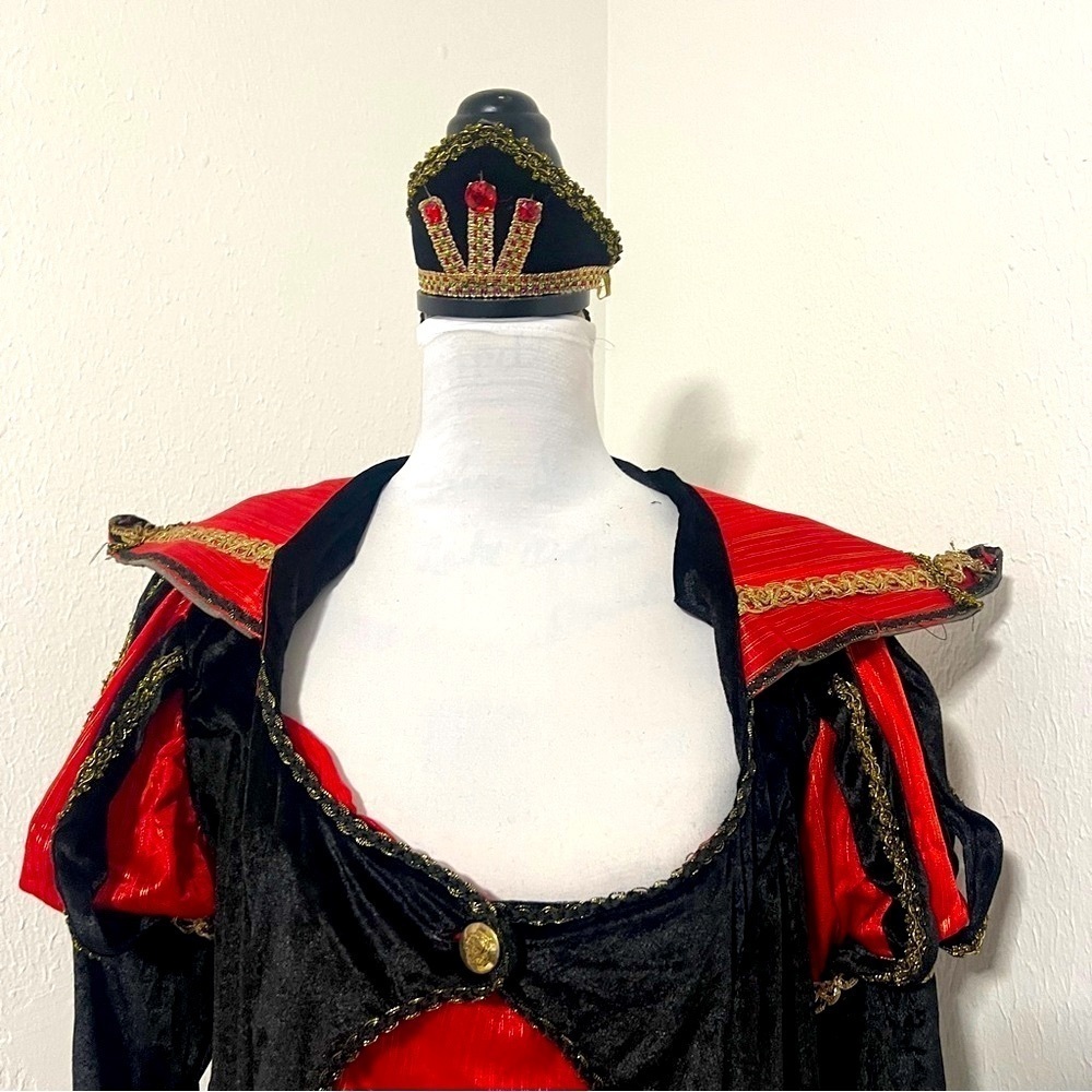Full Cut Women’s Plus Size (16-20) Elegant Scarlet Vamptessa Halloween Costume - Picture 4 of 9